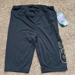 New Balance Girl's Performance Bike Shorts (Big Kids) - L